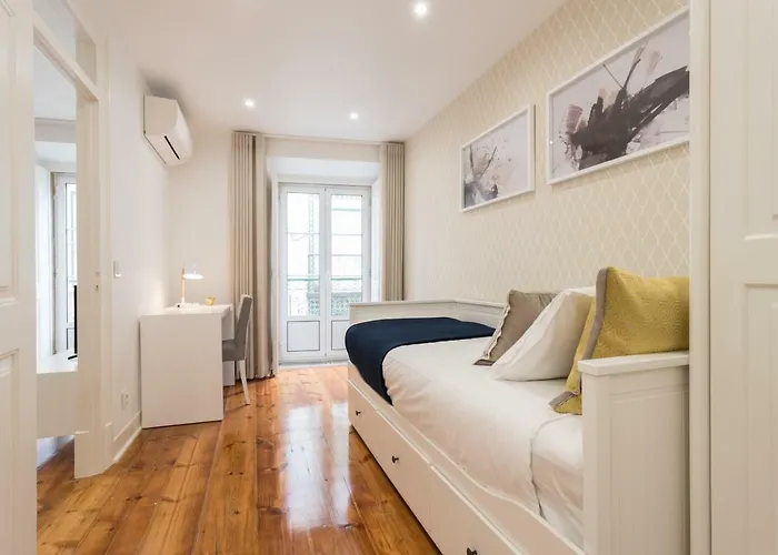 The Modern 1551 Apartment