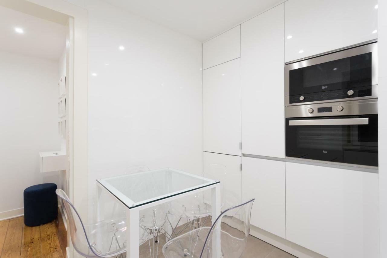 The Modern 1551 Apartment